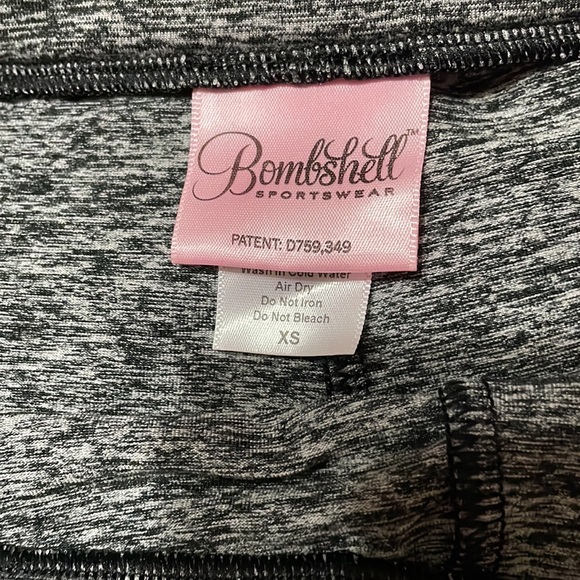 Bombshell leggings - Picture 3 of 5